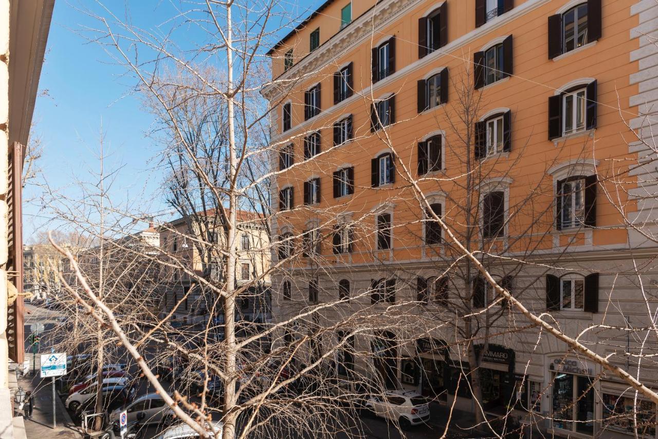 Residence Borgognoni Apartments Rome Luaran gambar