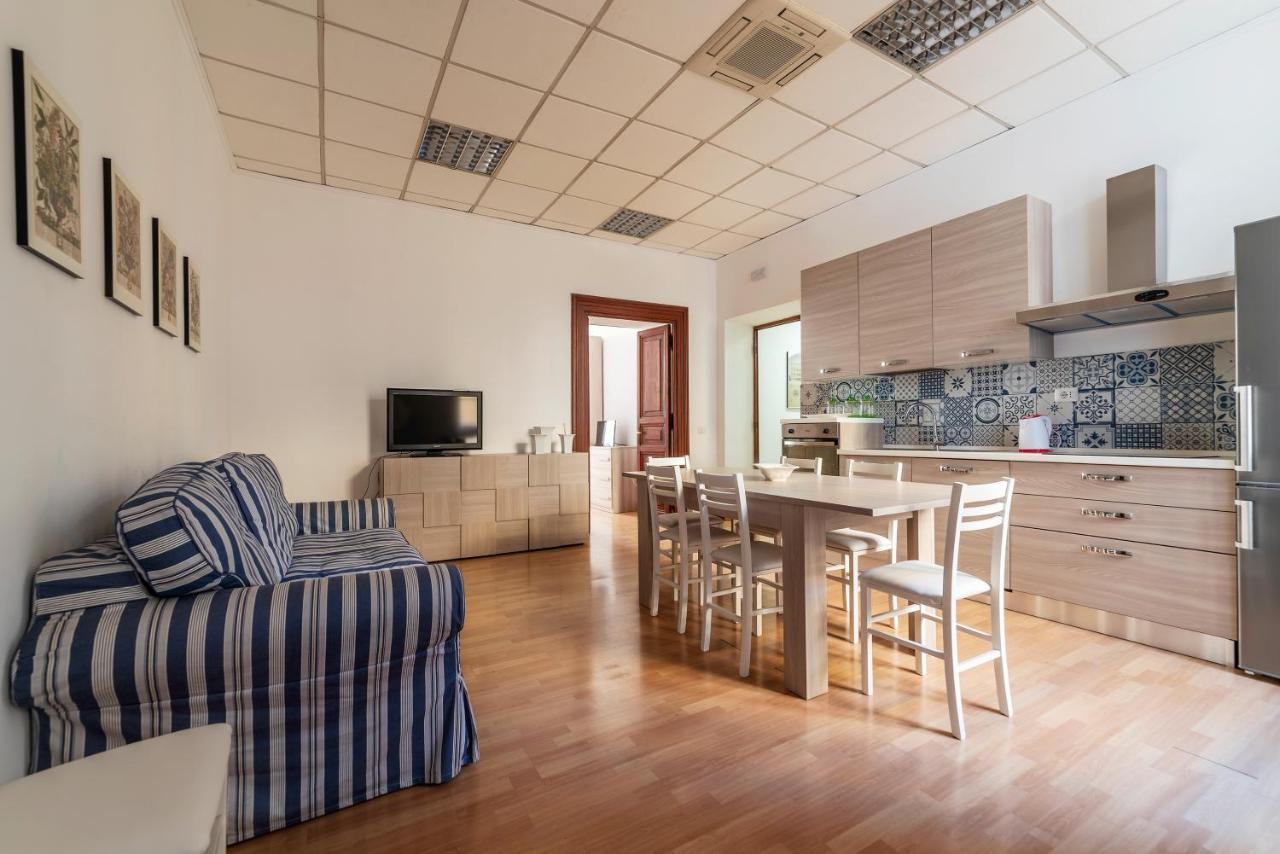 Residence Borgognoni Apartments Rome Luaran gambar