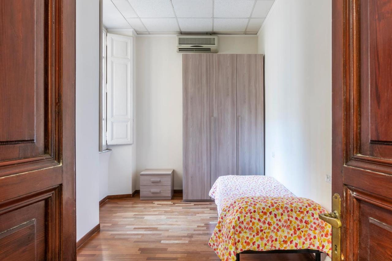 Residence Borgognoni Apartments Rome Luaran gambar